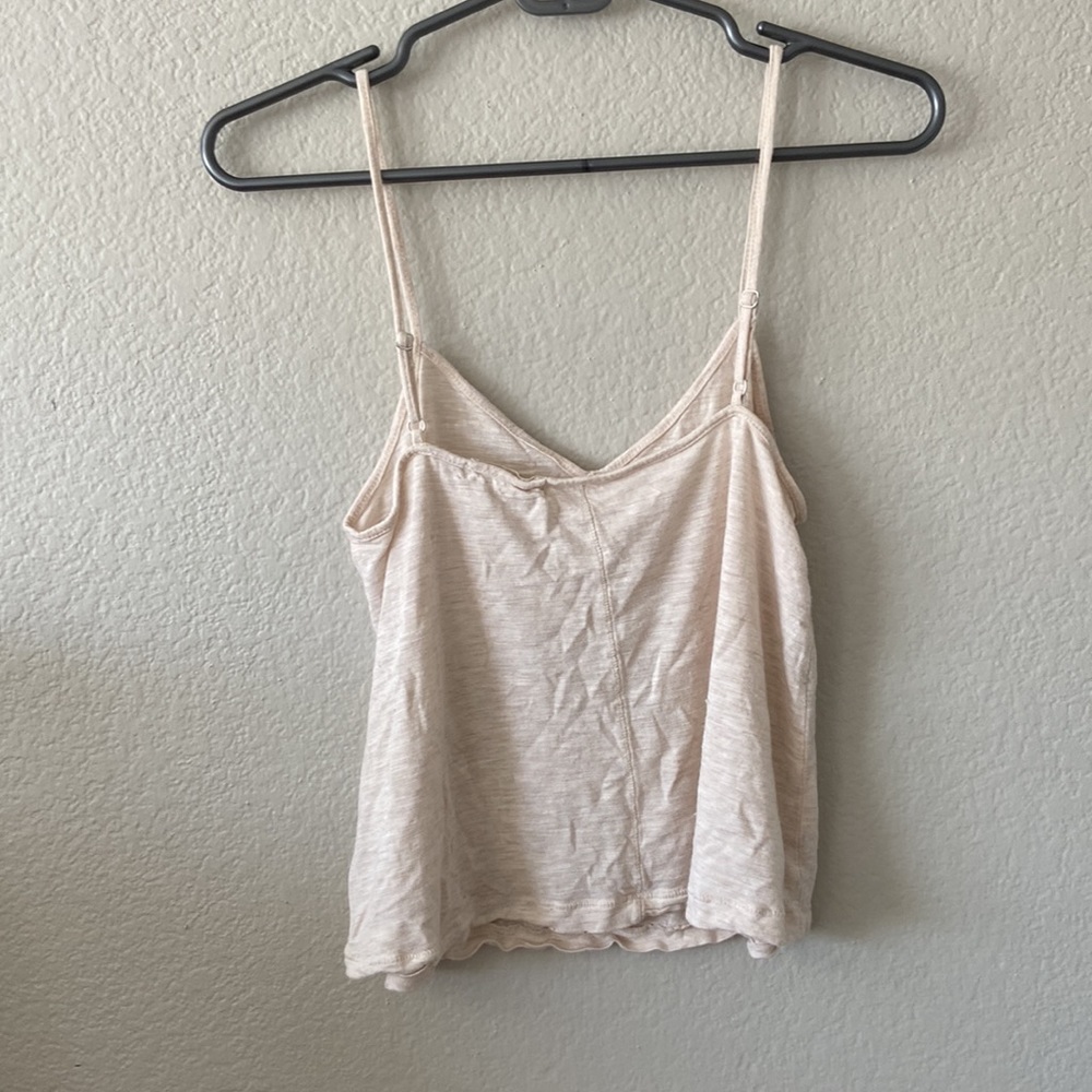 Cropped basic cami - Picture 2 of 3